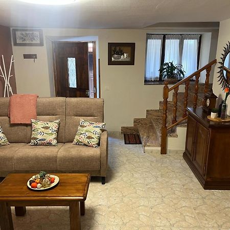 Apartamentos Rurales Los Villares Colunga Bagian luar foto